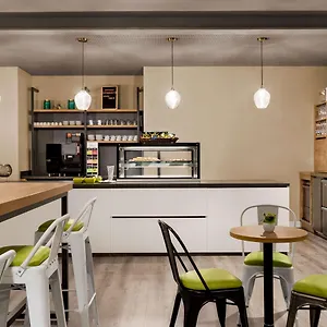 Super 8 By Wyndham Mitte Hotel Hamburg